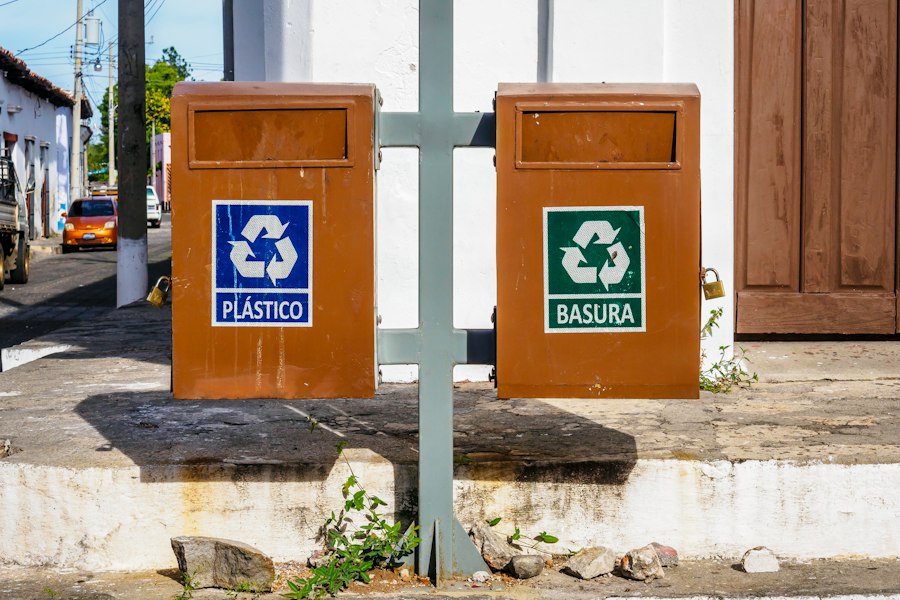 Photo recycling guide infographic